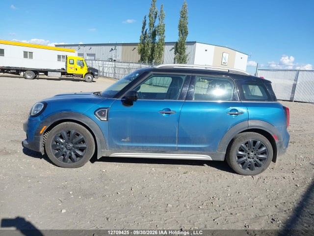 Mini Countryman Cooper S 2018 WMZYT5C35J3E61484 Image 14