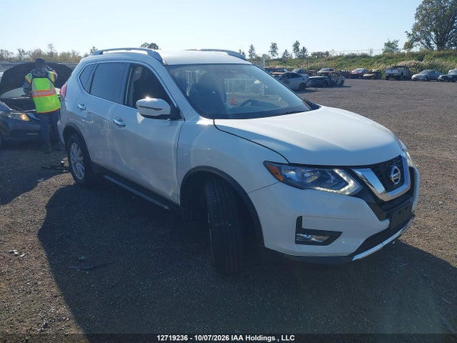 12719236 :رقم المزاد ، 5N1AT2MT0HC803490 vin ، 2017 Nissan Rogue مزاد بيع
