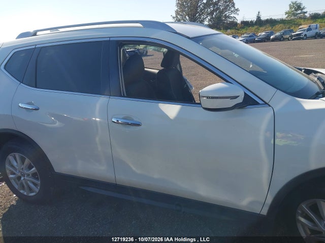 12719236 :رقم المزاد ، 5N1AT2MT0HC803490 vin ، 2017 Nissan Rogue مزاد بيع