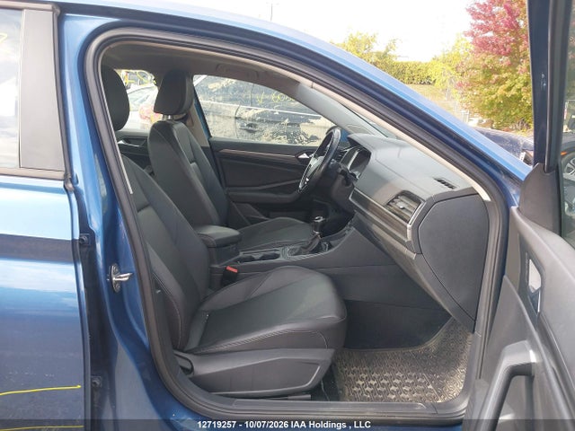 3VWW57BU9KM175557 Volkswagen Jetta 1.4 Tsi Highline