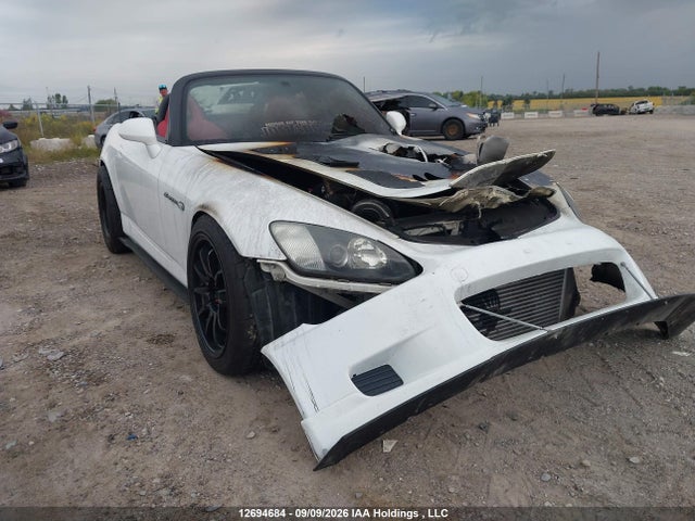 Продажа на аукционе авто 2000 Honda S2000, vin: JHMAP1146YT005882, номер лота: 12694684