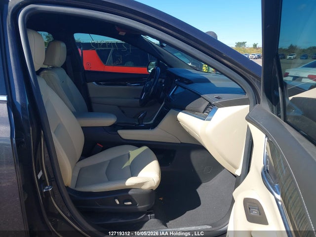 Cadillac XT5 2018 1GYKNARS0JZ187980 Image 5