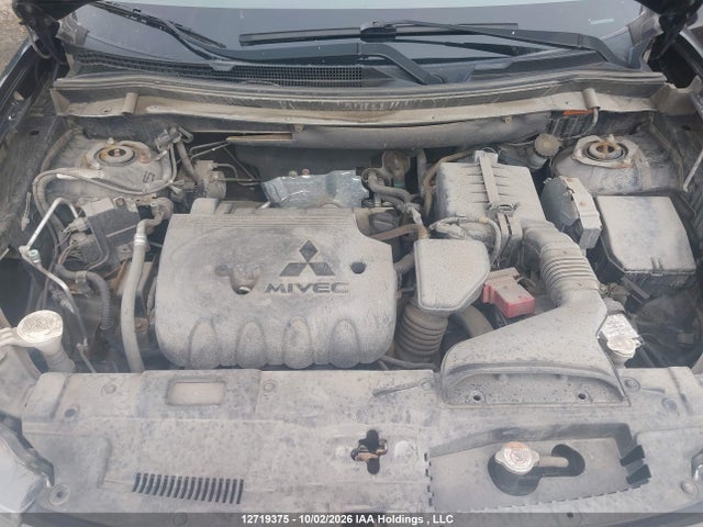 Mitsubishi Outlander Es 2015 JA4AZ2A37FZ601046 Image 10