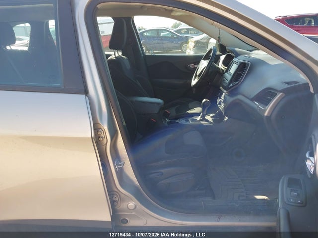 12719434 :رقم المزاد ، 1C4PJMAS7FW712952 vin ، 2015 Jeep Cherokee Sport مزاد بيع