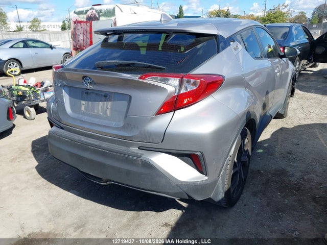 Toyota C-HR 2020 JTNKHMBX8L1063649 Image 4