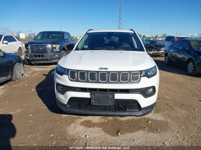 Продаж на аукціоні авто 2022 Jeep Compass, vin: 3C4NJDBB0NT132095, номер лоту: 12719438