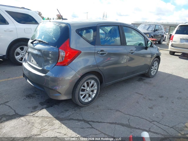Nissan VERSA NOTE 2018 3N1CE2CPXJL362525 Image 4