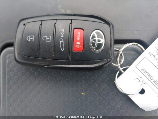 2024 Toyota Highlander Hybrid Limited მანქანა იყიდება აუქციონზე, vin: 5TDEBRCH6RS644599, აუქციონის ნომერი: 12719548