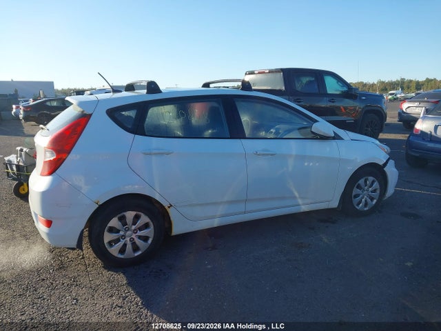 Hyundai ACCENT GL 2015 KMHCT5AE5FU214197 Image 13
