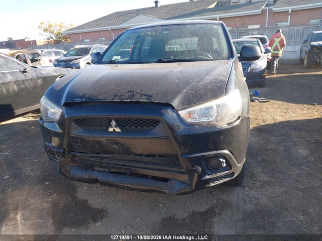 12719591 :رقم المزاد ، JA4AH3AU4BZ607043 vin ، 2011 Mitsubishi Rvr Se مزاد بيع