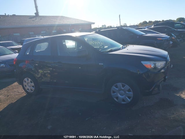 12719591 :رقم المزاد ، JA4AH3AU4BZ607043 vin ، 2011 Mitsubishi Rvr Se مزاد بيع