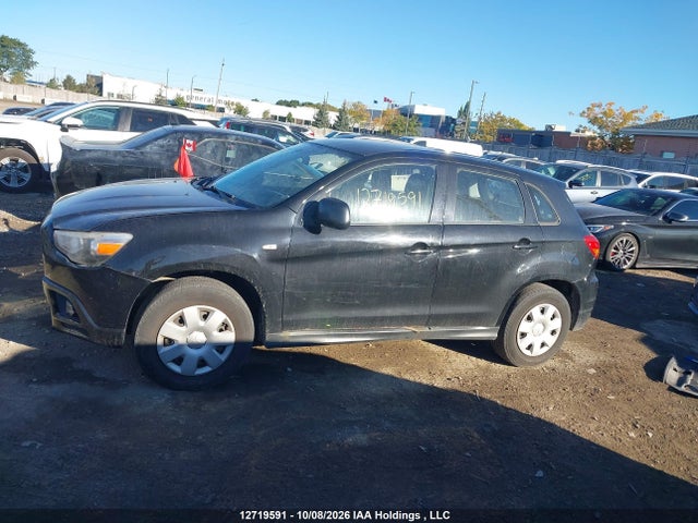 12719591 :رقم المزاد ، JA4AH3AU4BZ607043 vin ، 2011 Mitsubishi Rvr Se مزاد بيع