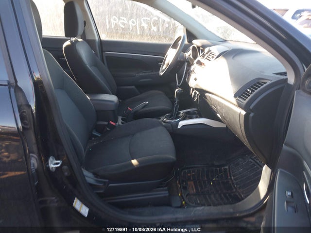 12719591 :رقم المزاد ، JA4AH3AU4BZ607043 vin ، 2011 Mitsubishi Rvr Se مزاد بيع