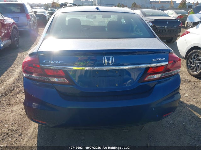 Honda Civic 2015 2HGFB2F76FH040285 Image 16