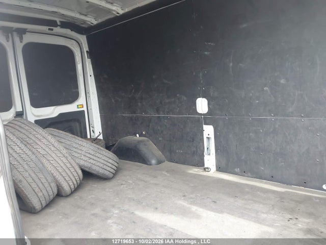 Ford Transit T-250 2024 1FTBR2C82RKB23585 Image 8