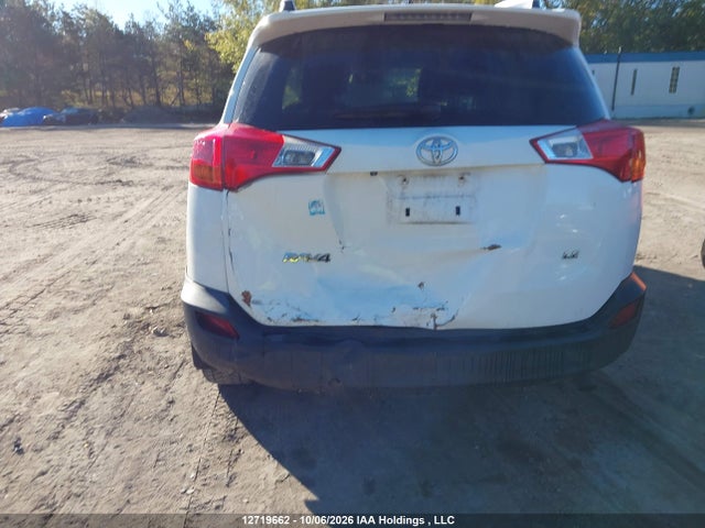 Toyota RAV4 LE 2014 2T3ZFREV2EW114082 Image 15