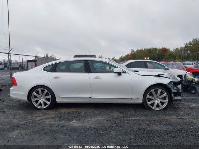 LVY992MLXJP027169 Volvo S90 T6 Inscription