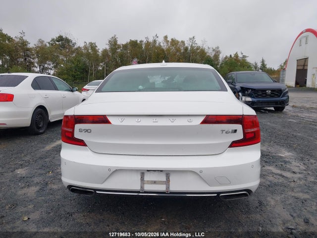 LVY992MLXJP027169 Volvo S90 T6 Inscription