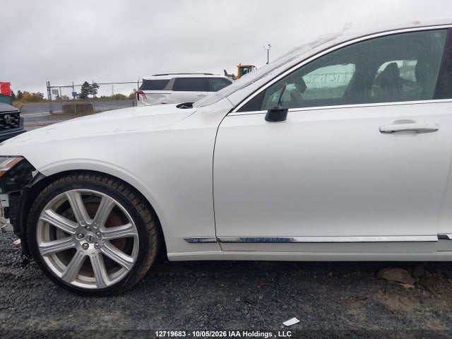 LVY992MLXJP027169 Volvo S90 T6 Inscription