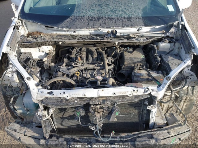 12719695 :رقم المزاد ، 5TDJZ3DC7JS206267 vin ، 2018 Toyota Sienna Le مزاد بيع
