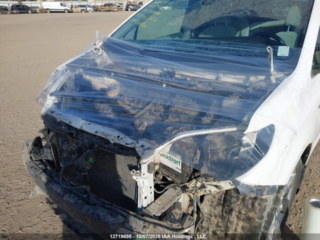 12719695 :رقم المزاد ، 5TDJZ3DC7JS206267 vin ، 2018 Toyota Sienna Le مزاد بيع