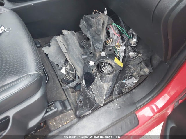 12719701 :رقم المزاد ، KNAHU8A30F7122854 vin ، 2015 Kia Rondo مزاد بيع