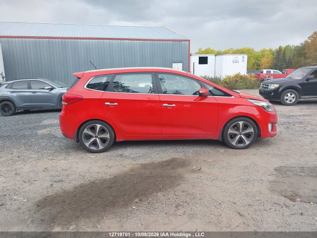 12719701 :رقم المزاد ، KNAHU8A30F7122854 vin ، 2015 Kia Rondo مزاد بيع