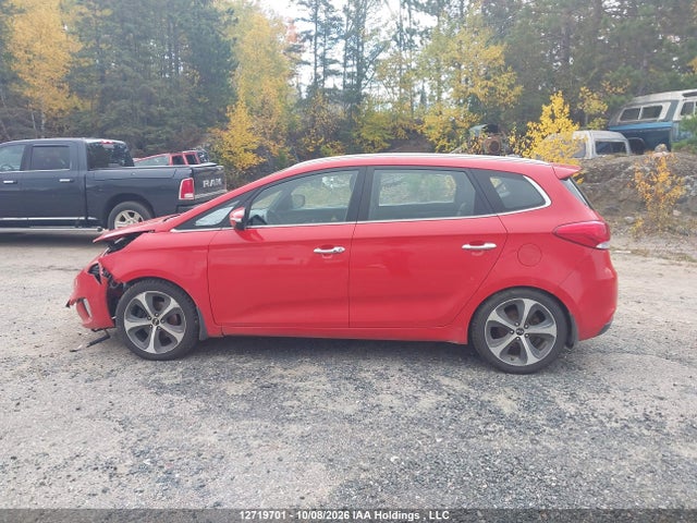 12719701 :رقم المزاد ، KNAHU8A30F7122854 vin ، 2015 Kia Rondo مزاد بيع