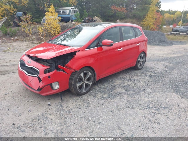 12719701 :رقم المزاد ، KNAHU8A30F7122854 vin ، 2015 Kia Rondo مزاد بيع
