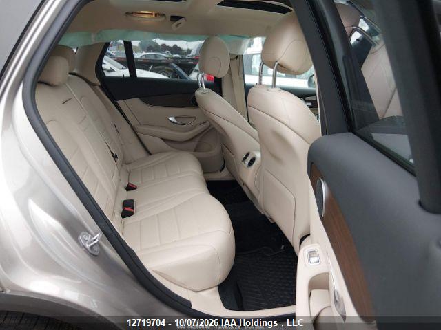 12719704 :رقم المزاد ، W1N0G8EB8MV286430 vin ، 2021 Mercedes-benz Glc 300 4matic مزاد بيع