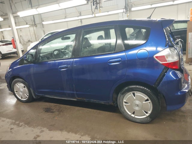 Auction sale of the 2010 Honda Fit Lx, vin: JHMGE8G55AS800300, lot number: 12719715