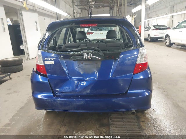 Auction sale of the 2010 Honda Fit Lx, vin: JHMGE8G55AS800300, lot number: 12719715
