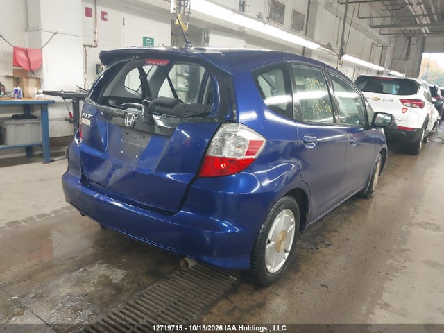 Auction sale of the 2010 Honda Fit Lx, vin: JHMGE8G55AS800300, lot number: 12719715