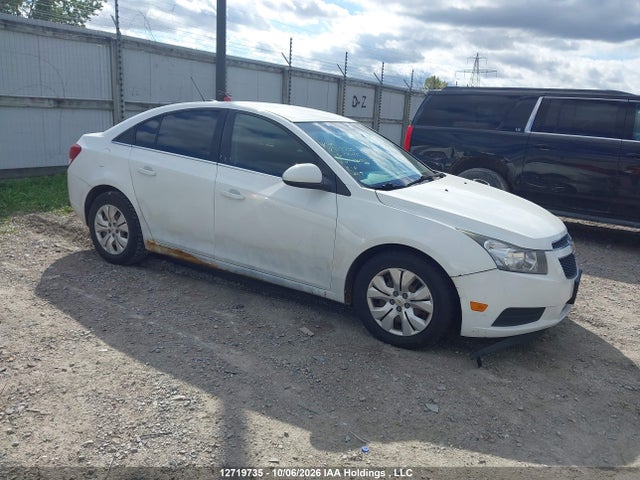 Aukcja sprzedaży 2016 Chevrolet Cruze Limited 1lt Auto, vin: 1G1PE5SB8G7184691, numer aukcji: 12719735
