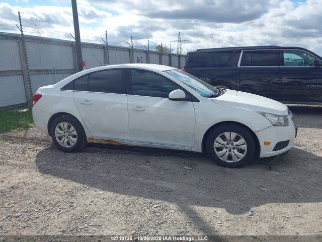 Aukcja sprzedaży 2016 Chevrolet Cruze Limited 1lt Auto, vin: 1G1PE5SB8G7184691, numer aukcji: 12719735