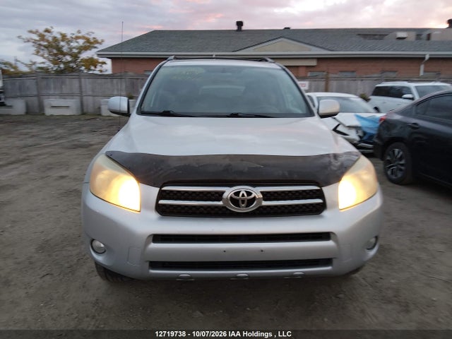 12719738 :رقم المزاد ، JTMBD31V675088946 vin ، 2007 Toyota Rav4 Limited مزاد بيع