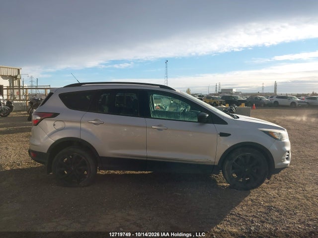 Продаж на аукціоні авто 2017 Ford Escape Se, vin: 1FMCU9GD9HUA16681, номер лоту: 12719749