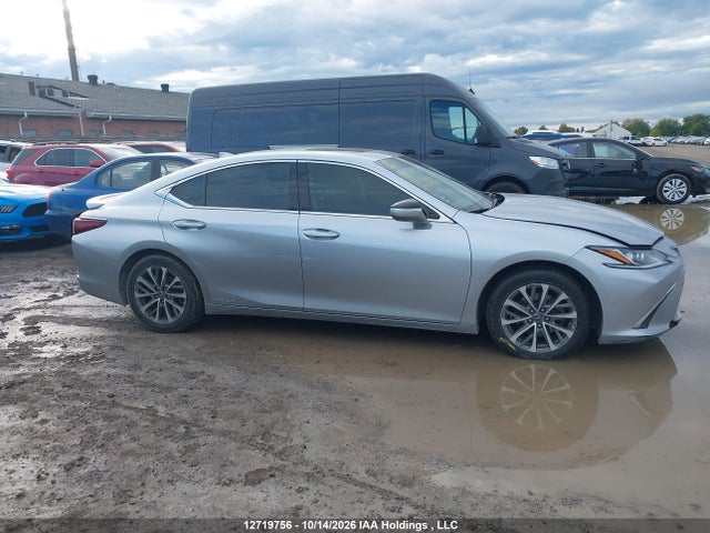 Продажа на аукционе авто 2022 Lexus Es 300h 300h, vin: 58AB21B19NU013591, номер лота: 12719756