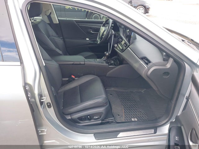 Продажа на аукционе авто 2022 Lexus Es 300h 300h, vin: 58AB21B19NU013591, номер лота: 12719756