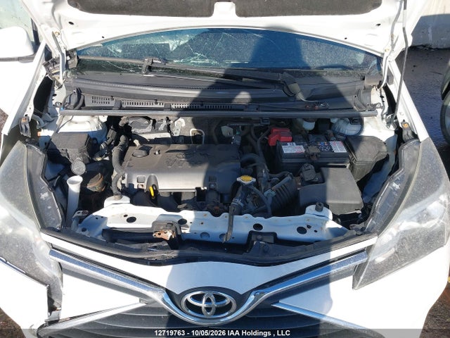 VNKJTUD38GA059381 Toyota Yaris L/le