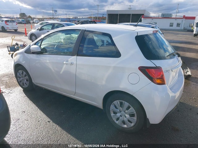 VNKJTUD38GA059381 Toyota Yaris L/le