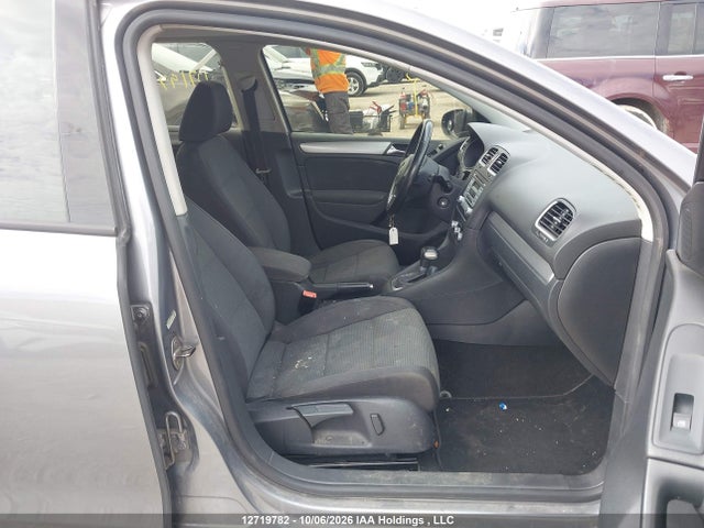 2010 Volkswagen Golf 2.5l Comfortline/2.5l Highline/2.5l Trendline მანქანა იყიდება აუქციონზე, vin: WVWDA7AJ3AW341518, აუქციონის ნომერი: 12719782