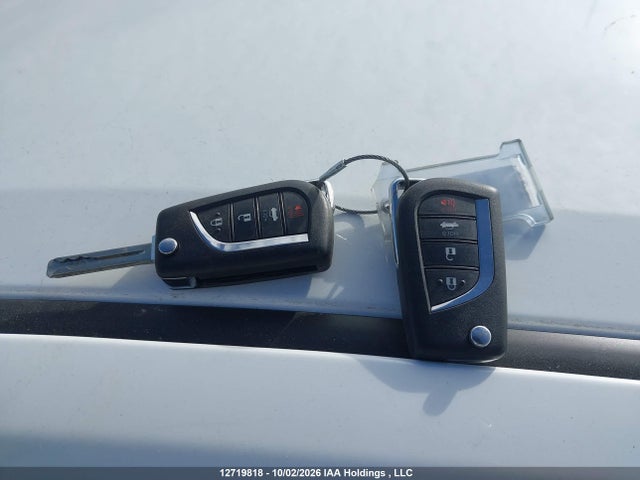 Aukcja sprzedaży 2026 Toyota Corolla Le, vin: 5YFB4MDE3TP411865, numer aukcji: 12719818