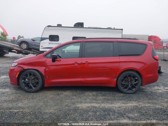 2026 Chrysler Pacifica Limited მანქანა იყიდება აუქციონზე, vin: 2C4RC1GG4TR232053, აუქციონის ნომერი: 12719829
