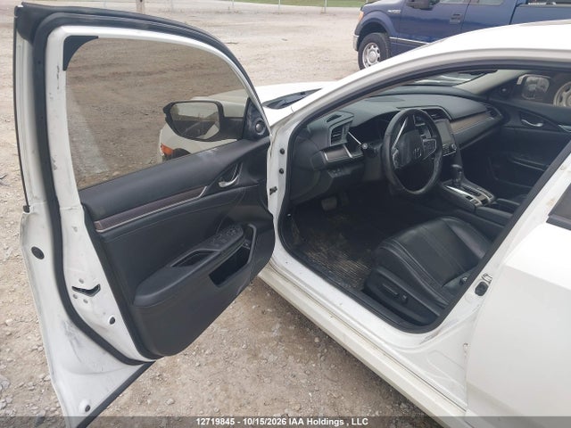 Honda Civic Touring 2018 2HGFC1F93JH106261 Image 16