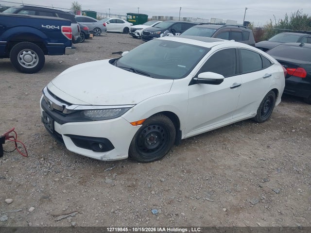 Honda Civic Touring 2018 2HGFC1F93JH106261 Image 2