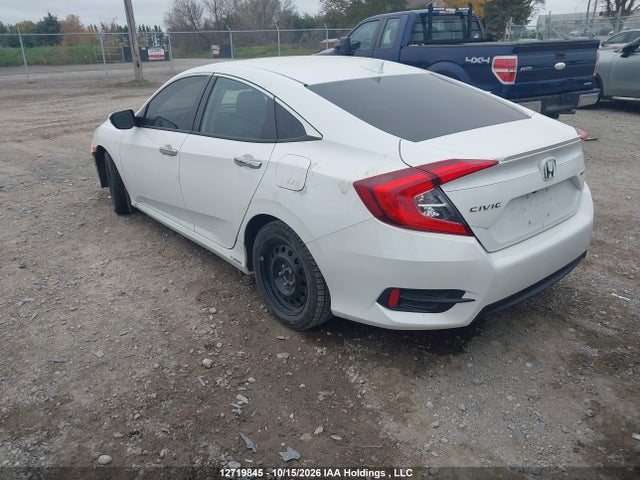 Honda Civic Touring 2018 2HGFC1F93JH106261 Image 3