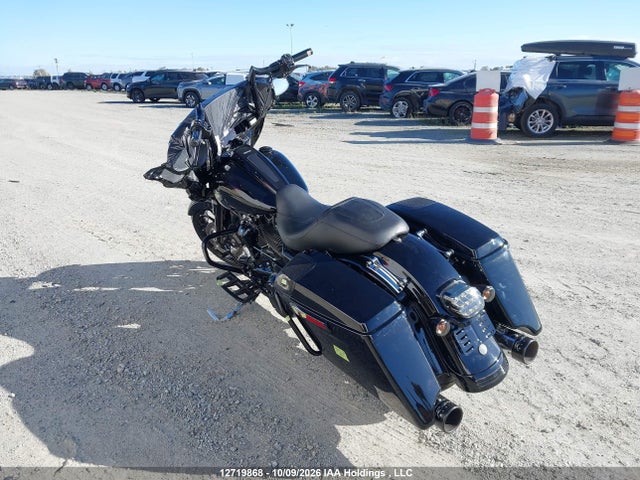 Harley-Davidson FLHXS 2023 5HD1KRP38PB649411 Image 3