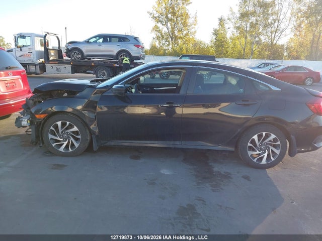Honda Civic 2016 2HGFC2F89GH029269 Image 14