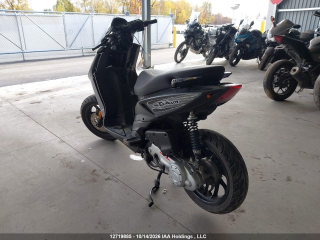 Piaggio Vespa 2020 ZAPC506B3L4003395 Image 3
